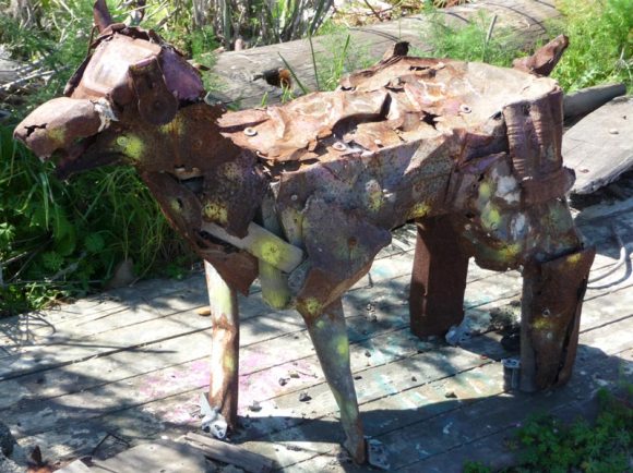 Dog sculpture at Albany Bulb