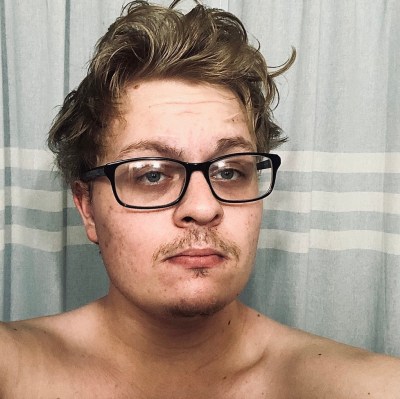 Photo reference from Sktchy